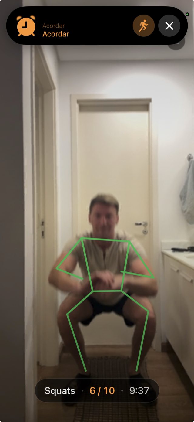 Acordar detecting body pose and counting six of ten squats